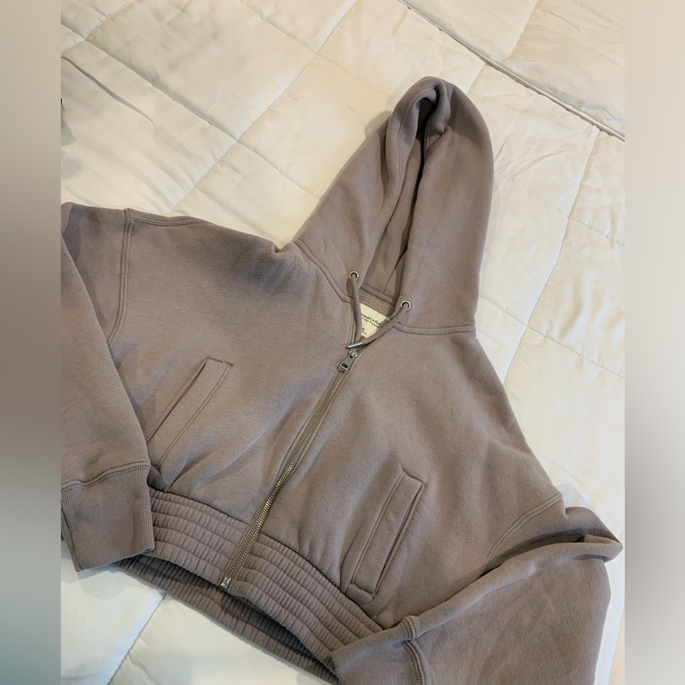 Abercrombie and Fitch crop hoodie